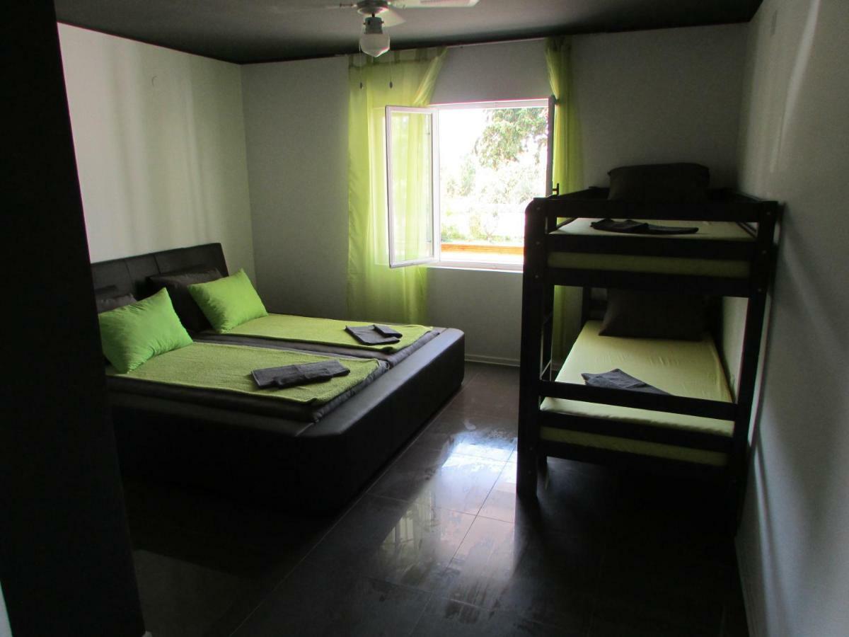 Sunset1, Free Private Parking, Pets Welcome بريفلاكا المظهر الخارجي الصورة